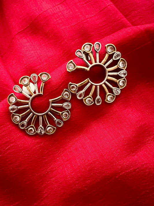 Dual tone stone studded ware