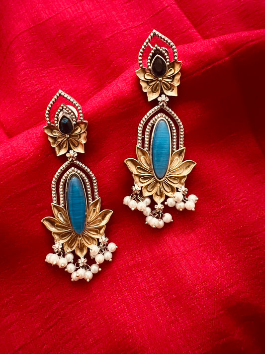 Dual tone oxidized earrings