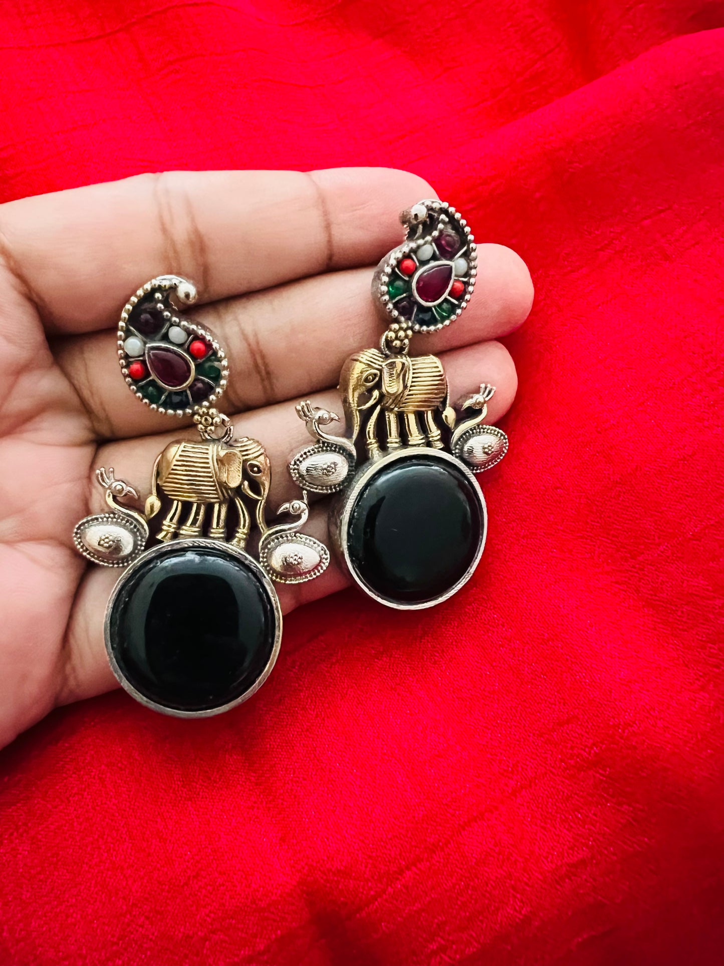 Dual tone oxidized elephant 🐘 earrings