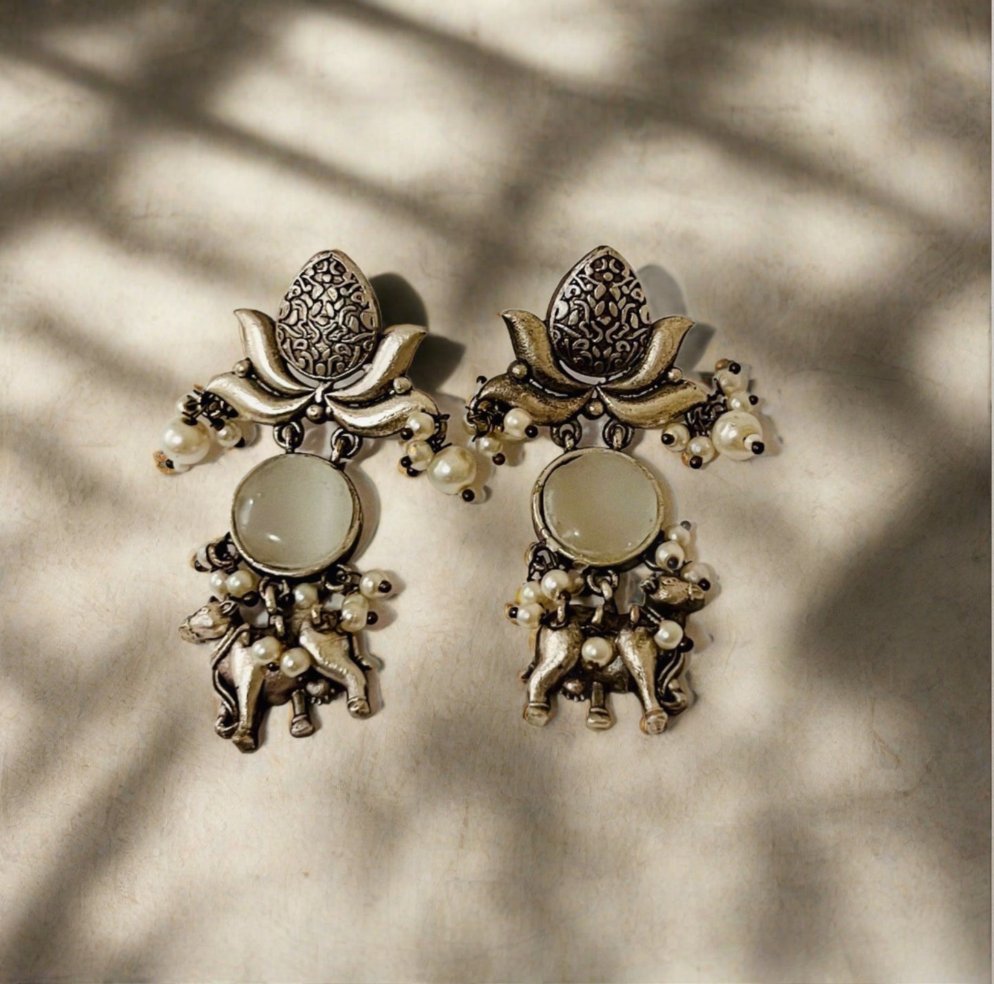 Nandi earrings