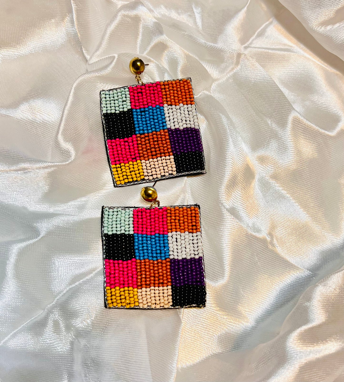 Multicoloured earrings