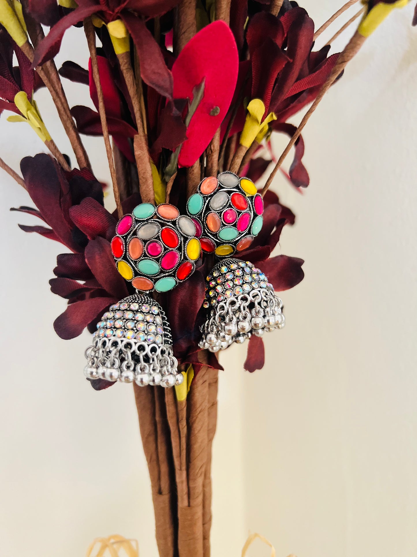 Kundan jhumka