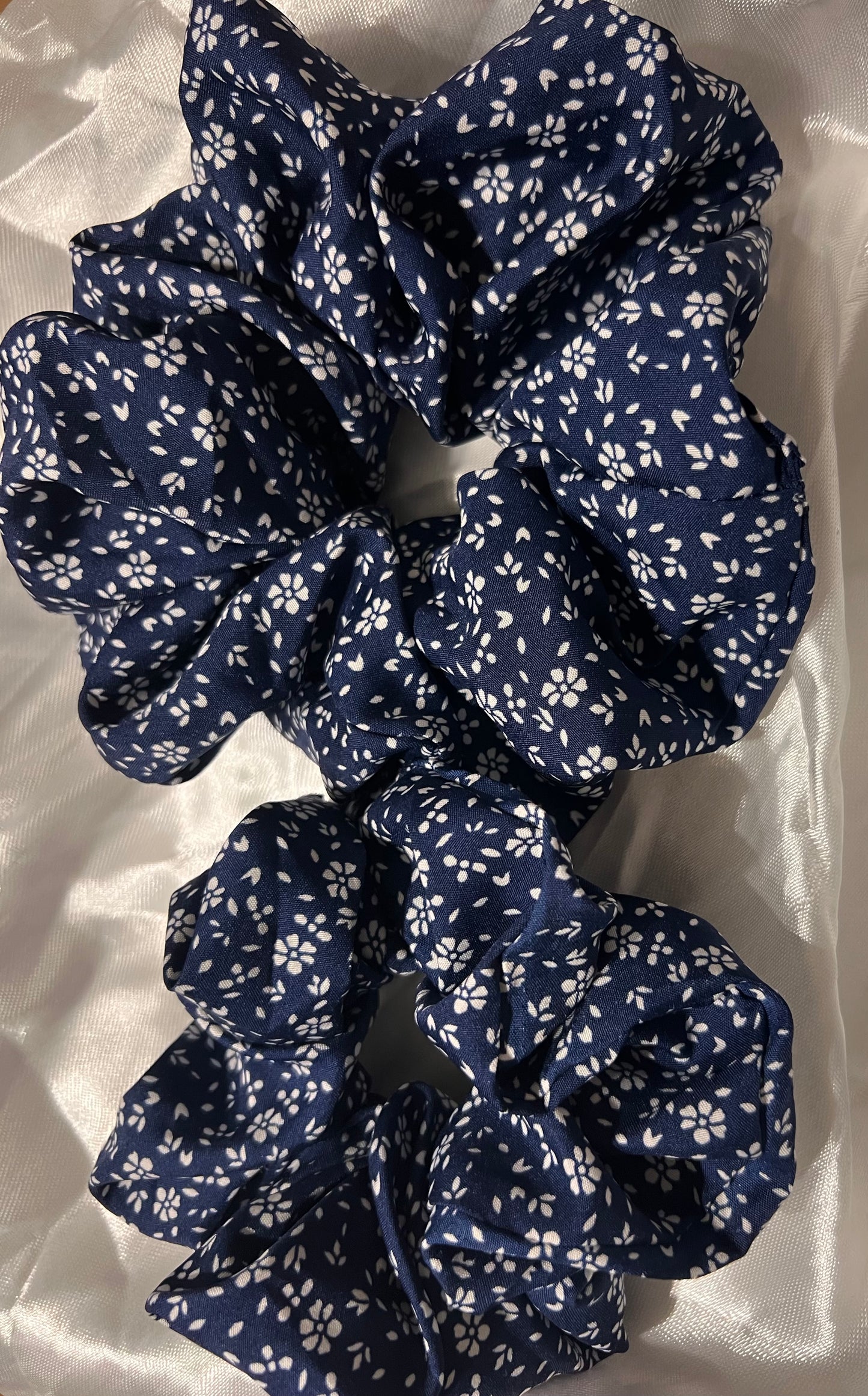 Blue floral print