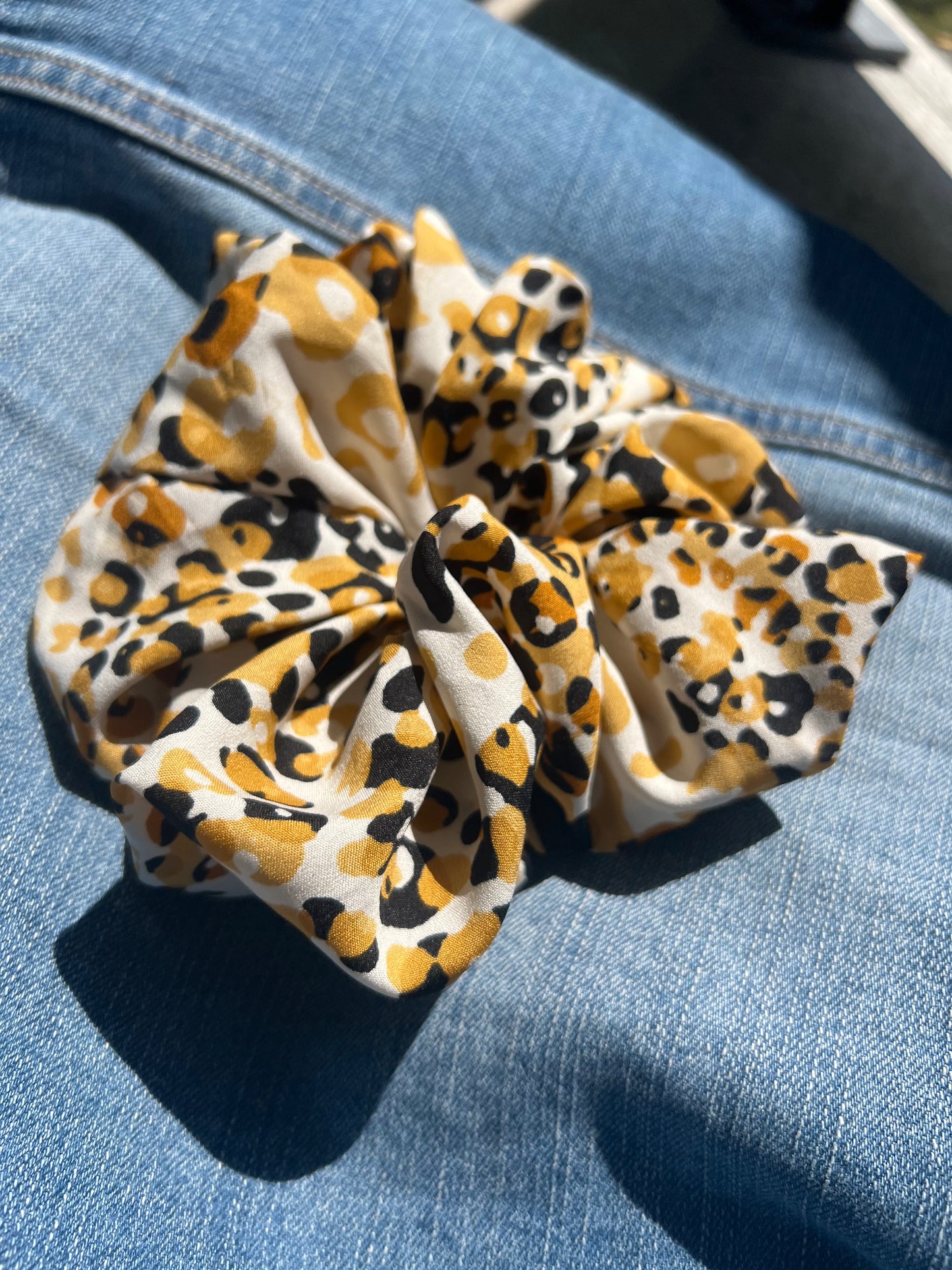 Leopard yellow
