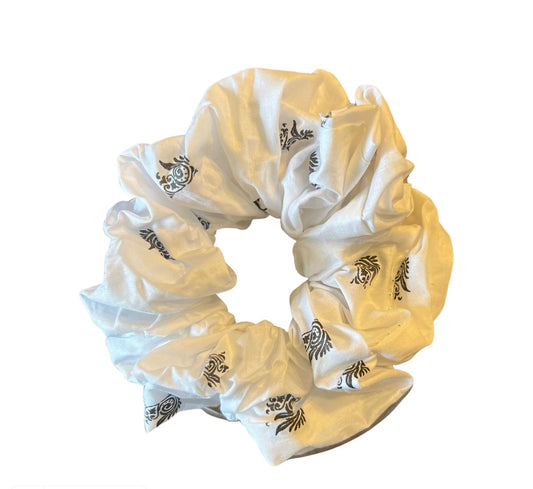 Bridal scrunchies